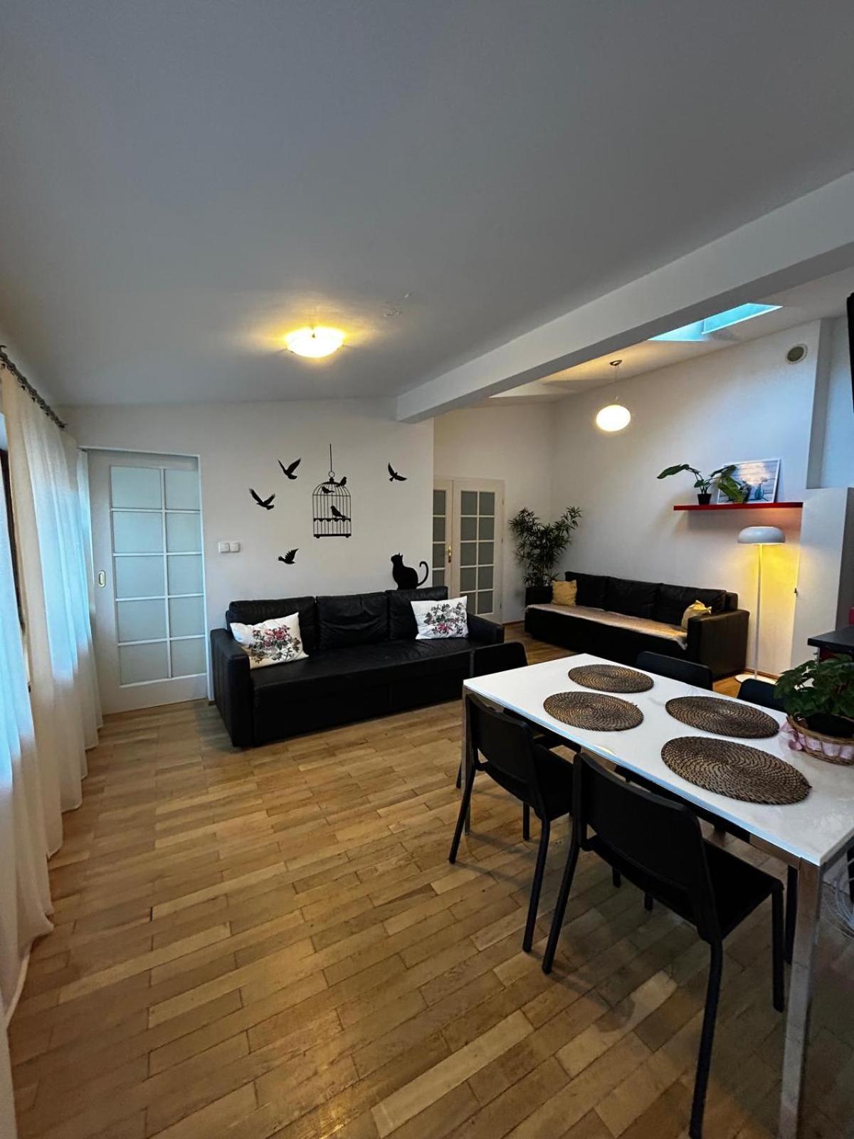 Golden Apartments With Lift - Old Town Краків Екстер'єр фото